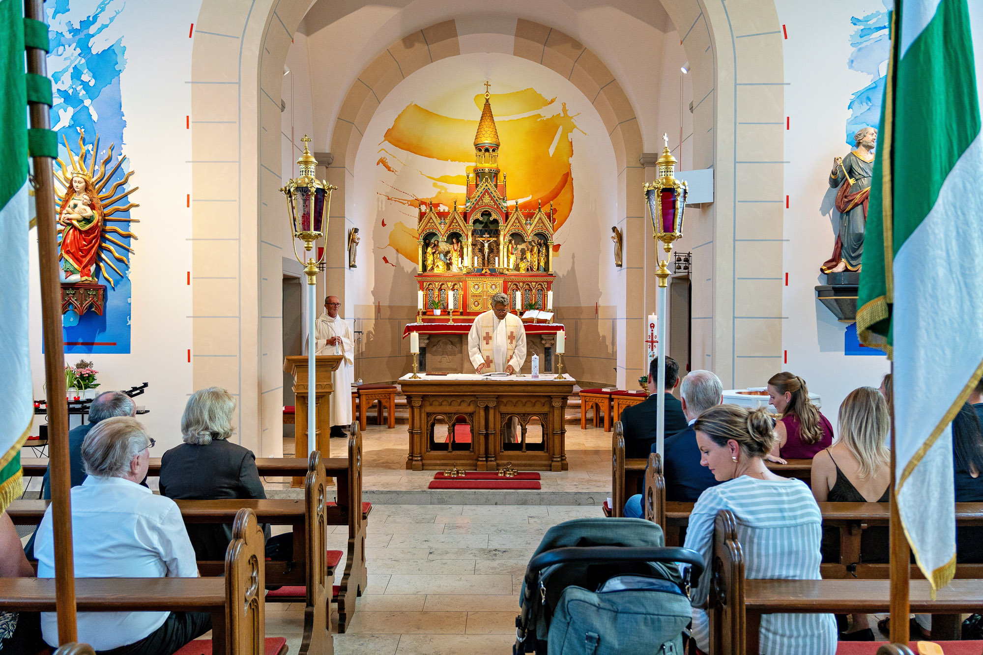Gottesdienst zur Taufe mit Gemeinde in Rodenbach bei Hanau